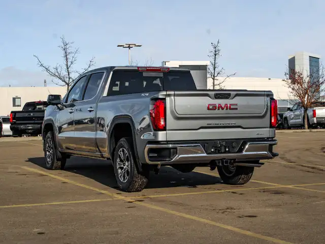 2026 GMC Sierra 1500 SLT - Photo 6
