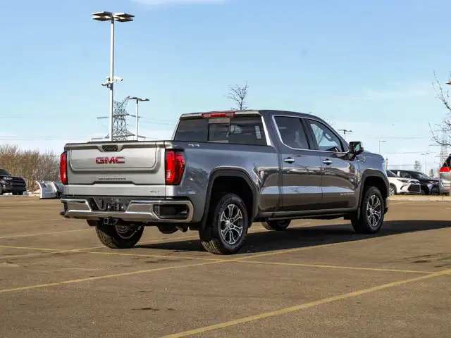 2026 GMC Sierra 1500 SLT - Photo 8