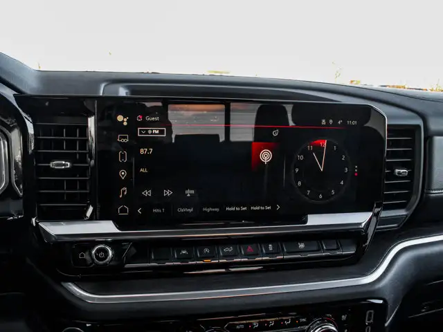 2026 GMC Sierra 1500 SLT - Photo 29