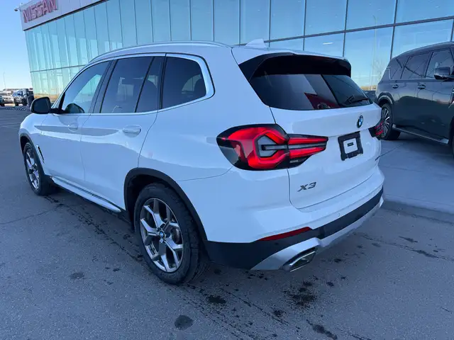 2024 BMW X3 xDrive30i AWD • Remote Start • Panoramic Sunroof - Photo 4