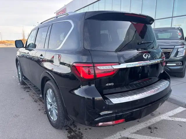 2024 Infiniti QX80 LUXE 4x4 • Captain Chairs • Rear Entertainmen - Photo 4