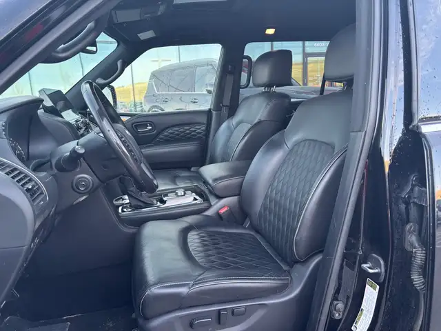 2024 Infiniti QX80 LUXE 4x4 • Captain Chairs • Rear Entertainmen - Photo 15