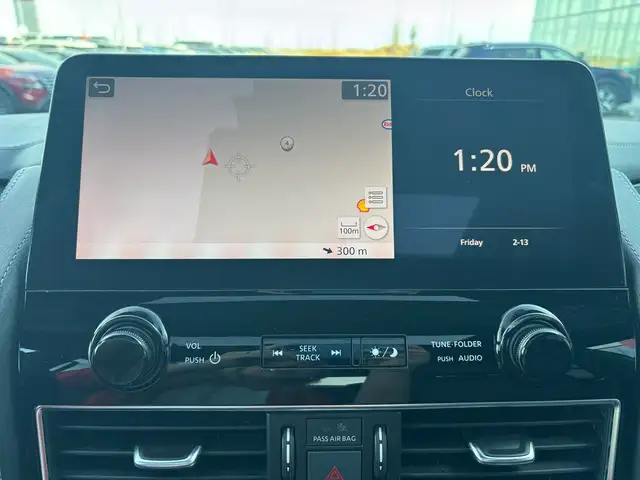 2024 Infiniti QX80 LUXE 4x4 • Captain Chairs • Rear Entertainmen - Photo 23