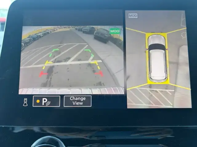 2024 Infiniti QX80 LUXE 4x4 • Captain Chairs • Rear Entertainmen - Photo 24