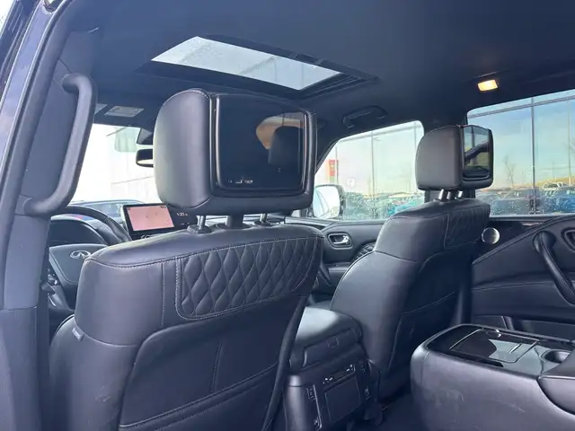 2024 Infiniti QX80 LUXE 4x4 • Captain Chairs • Rear Entertainmen - Photo 31