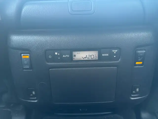 2024 Infiniti QX80 LUXE 4x4 • Captain Chairs • Rear Entertainmen - Photo 33