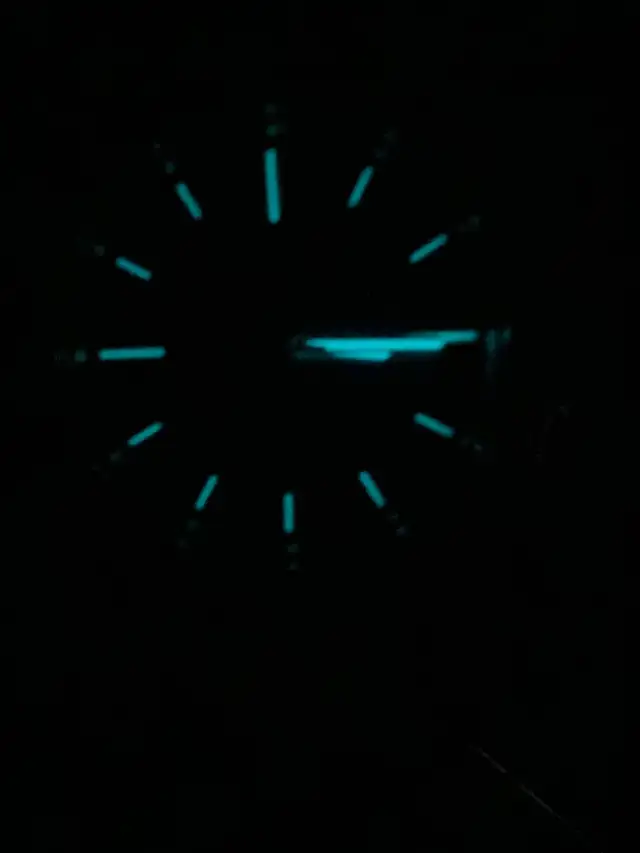 Brand new men’s Citizen Eco Drive blue dial 42 mm. $300 - Photo 6