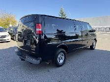 2023 GMC Savana 3500 LT 12 PASSENGER - Photo 7