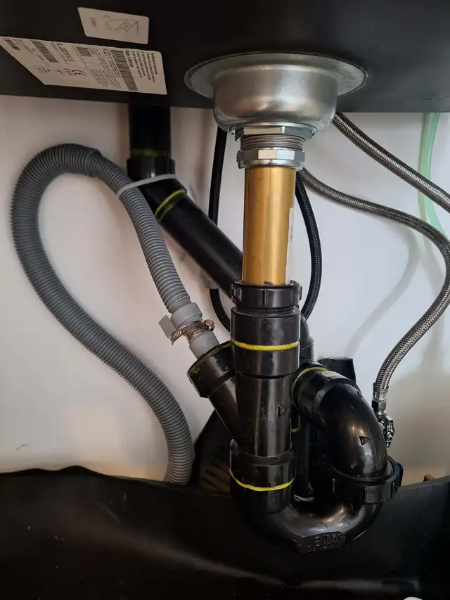 Plombier - Robinetterie, toilette, lavabo, etc :)