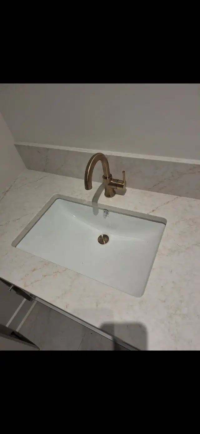 Plombier - Robinetterie, toilette, lavabo, etc :) - Photo 3