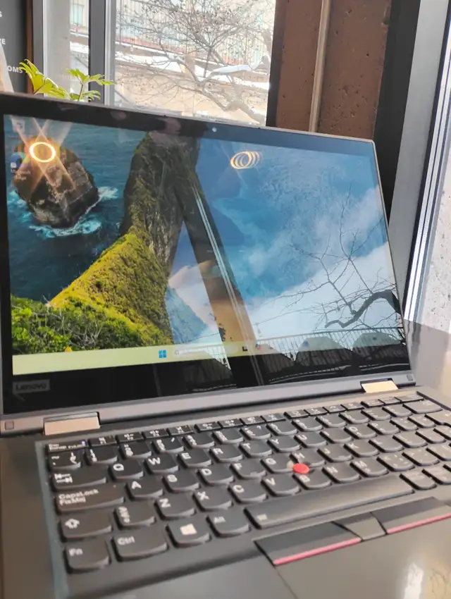 Lenovo ThinkPad X13 Yoga - Photo 3