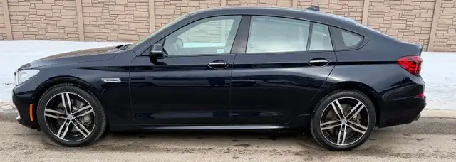 2015 BMW GRAN TURISMO 550i xDrive 4dr Hatchback AWD