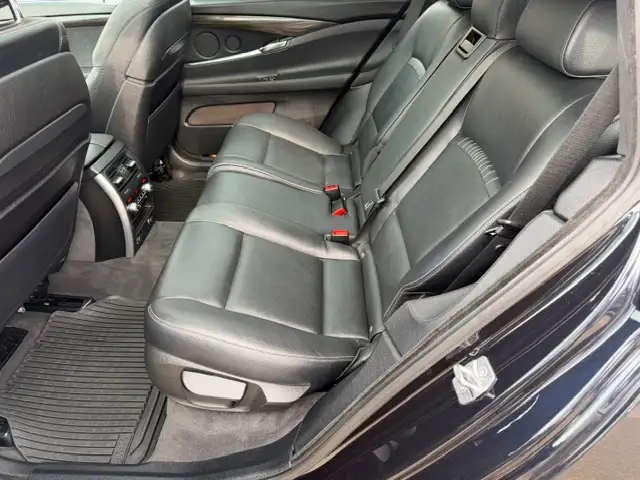 2015 BMW GRAN TURISMO 550i xDrive 4dr Hatchback AWD - Photo 7