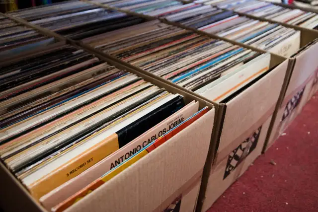 WANTED: Vinyl Record Collections Wanted !$ - Photo 2