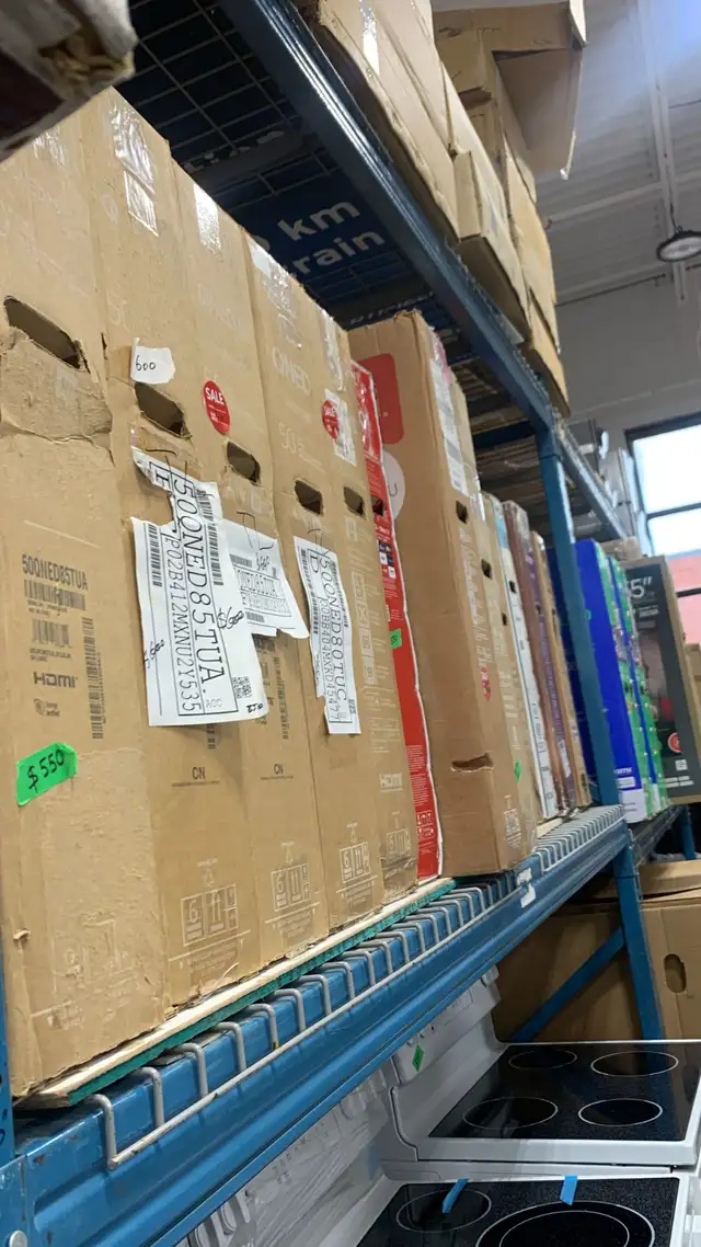 TV WAREHOUSE CLEAROUT  24"–86" | LG • Samsung • TCL • Roku - Photo 3