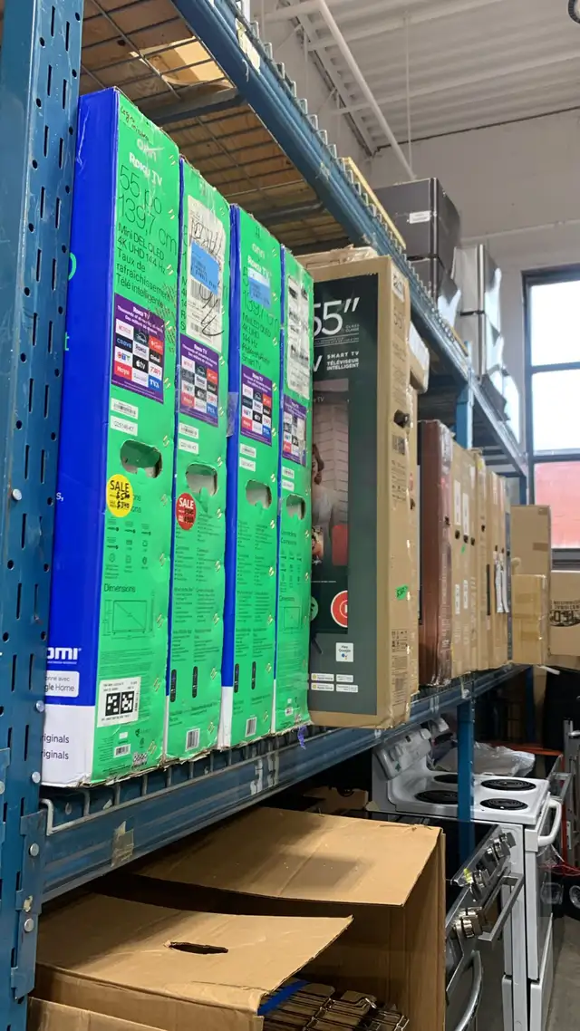 TV WAREHOUSE CLEAROUT  24"–86" | LG • Samsung • TCL • Roku - Photo 4