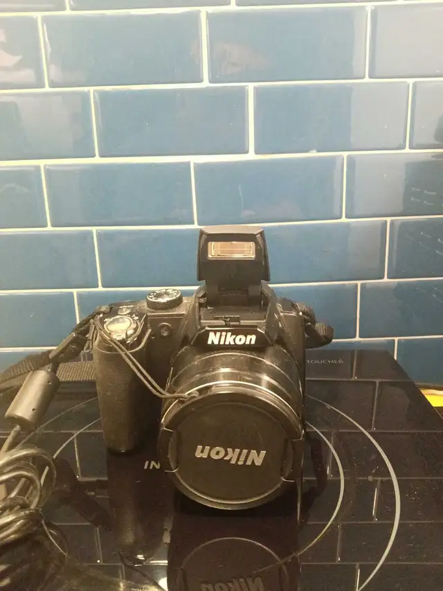 For Sale Nikon Coolpix 35mm digital Camera