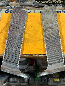 1964-66 Chevy truck chrome - Photo 2