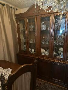 buffet and dining set - Photo 5