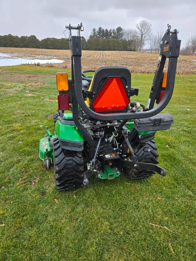 John Deere 1025r - Photo 5