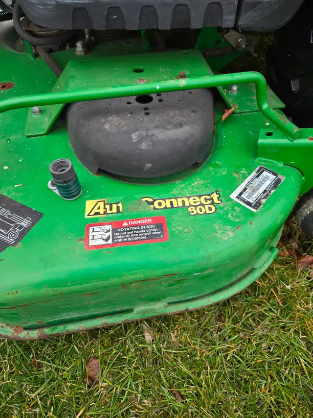 John Deere 1025r - Photo 9