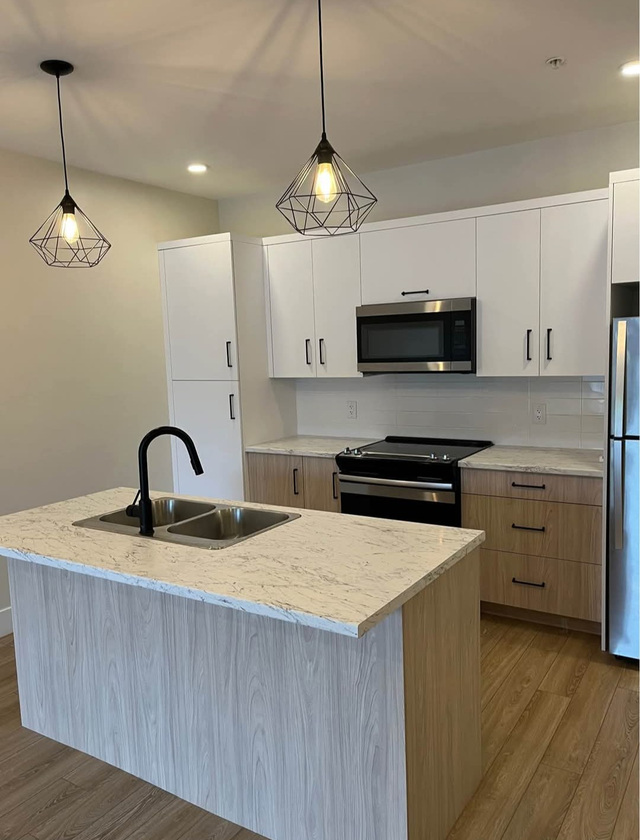 1 bedroom apartment- Near avenir center - Photo 4