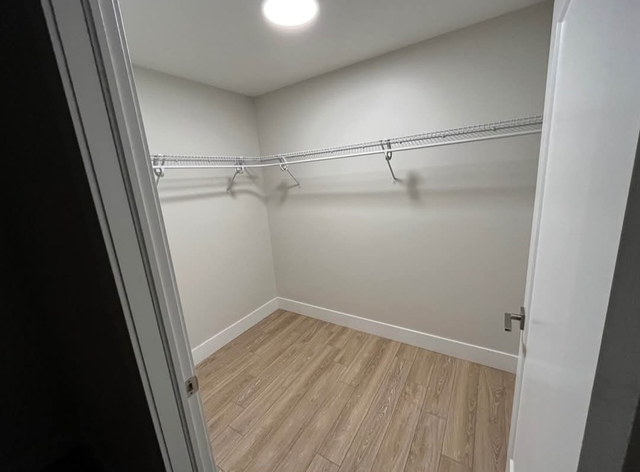 1 bedroom apartment- Near avenir center - Photo 7