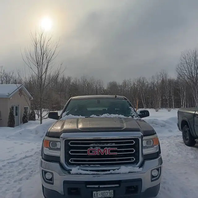 2015 GMC HD2500 Crew Cab