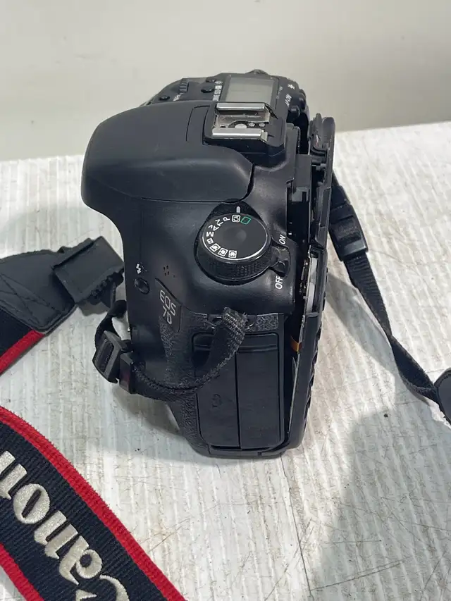 Canon EOS 7D - Photo 4