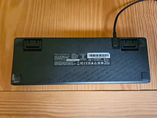 Razer Huntsman Mini 60% Clicky Optical Gaming Keyboard - Photo 6