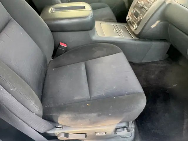 2011 GMC SIERRA  4x4 SLE - Photo 7