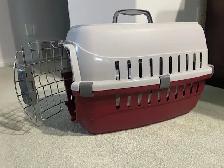 Small Hard-Sided Pet Carrier