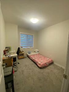 4 Bed 2.5 Bath Townhouse for Sale in Kitchener ON - Photo 11