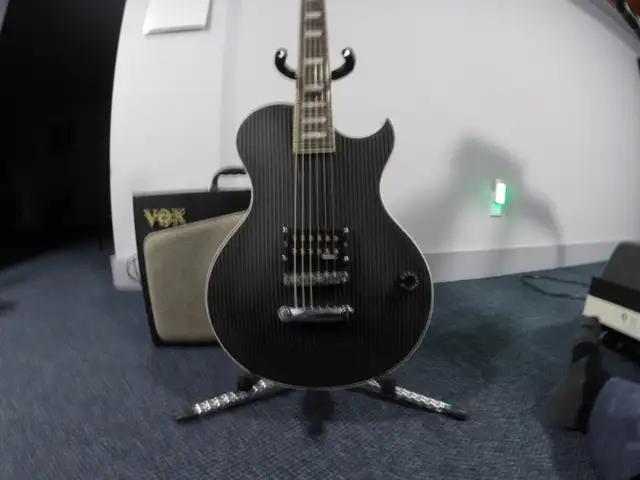 Guitar /Amp combo - Photo 3