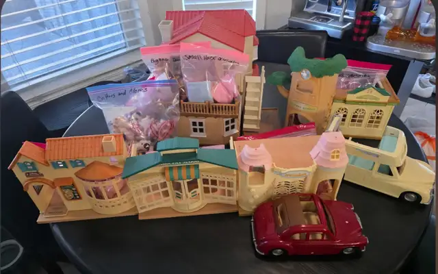 Calico Critters Collection perfect condition houses shops  cars - Photo 4