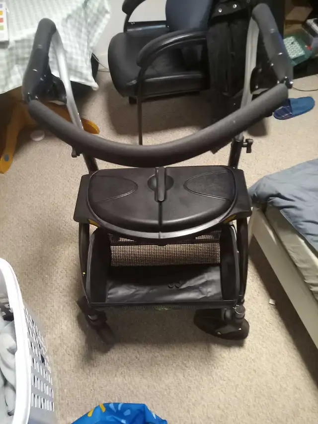 Health walker - Photo 2