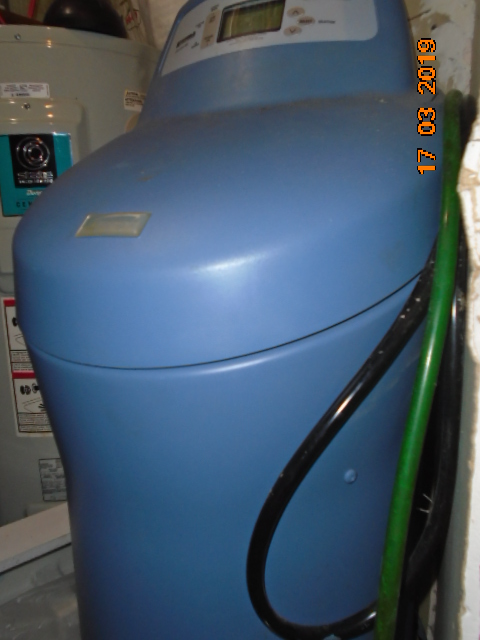 Adoucisseur d'eau presque neuf