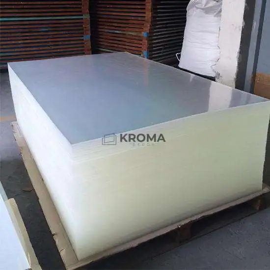 Transparent Plexiglass Sheets 4x8 — Lasalle QC, From 70$ ✂️