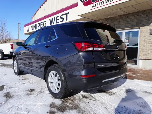 2022 Chevrolet Equinox AWD onlyl 36 K! | Loaded | Impeccable - Photo 12
