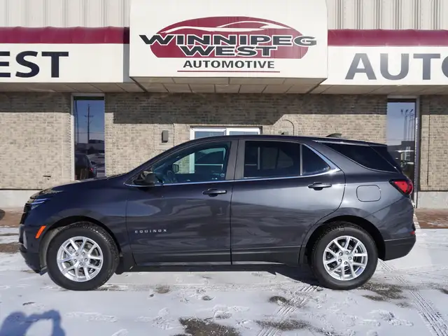 2022 Chevrolet Equinox AWD onlyl 36 K! | Loaded | Impeccable - Photo 13