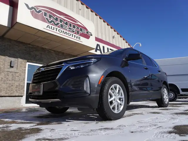 2022 Chevrolet Equinox AWD onlyl 36 K! | Loaded | Impeccable - Photo 14