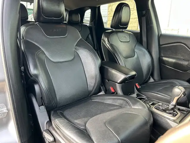 2016 Jeep Cherokee FWD 4dr Limited - Photo 17