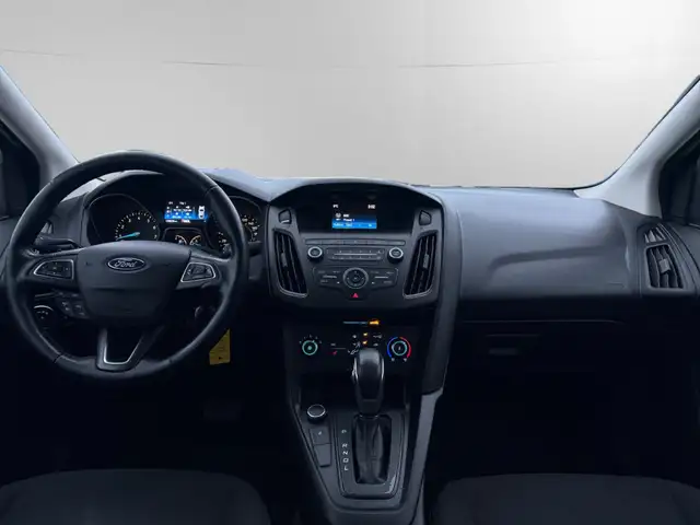 2018 Ford Focus SE | BLUETOOTH | BACKUP CAM | ALLOY WHEELS | HTD - Photo 10