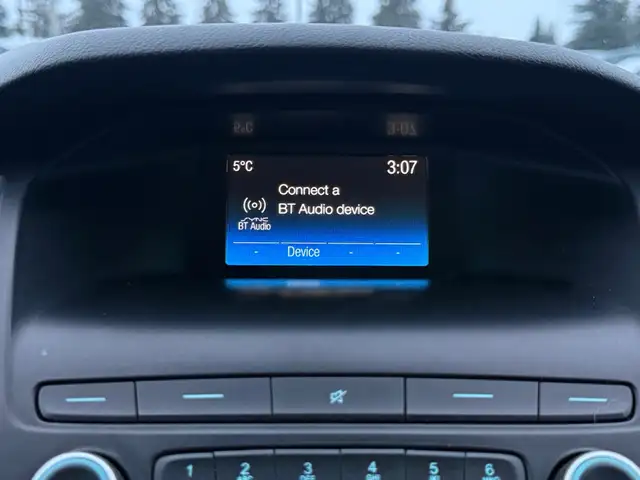 2018 Ford Focus SE | BLUETOOTH | BACKUP CAM | ALLOY WHEELS | HTD - Photo 16