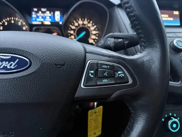 2018 Ford Focus SE | BLUETOOTH | BACKUP CAM | ALLOY WHEELS | HTD - Photo 17