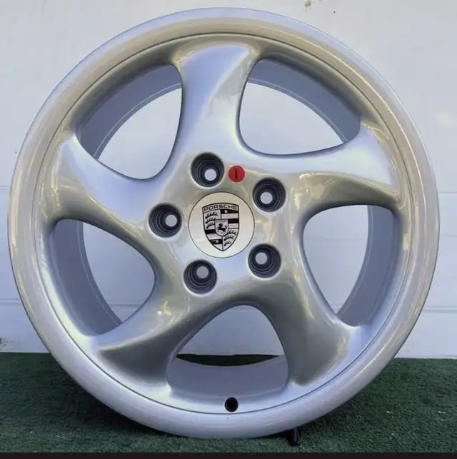 17' Porsche 911 staggered wheel set for 964