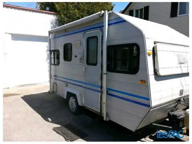 Recuperation de roulotte et tente roulotte pour la scrap