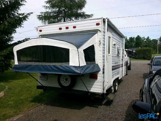 Recuperation de roulotte et tente roulotte pour la scrap - Photo 10