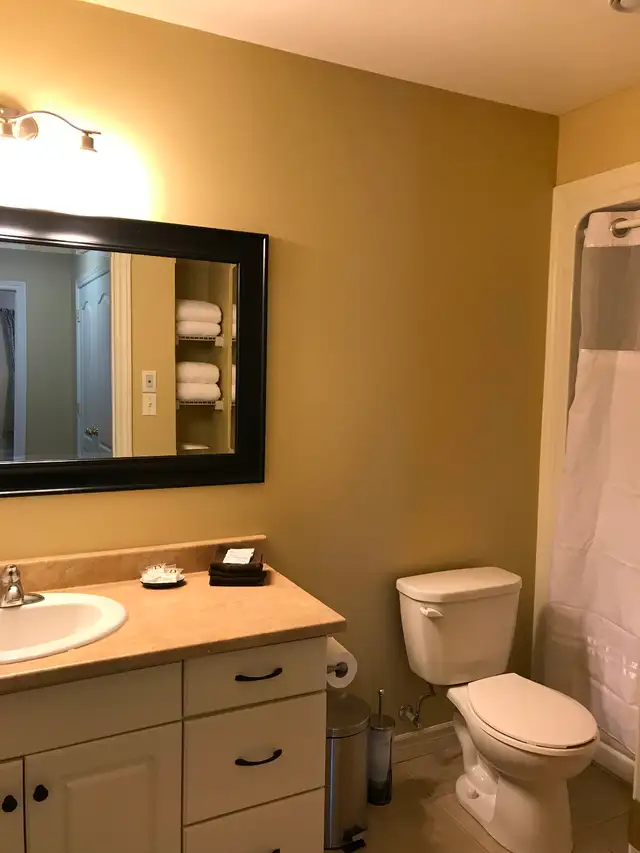 Quiet  two bedroom unit with washer & dryer for April 1st