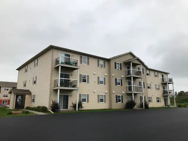 Quiet  two bedroom unit with washer & dryer for April 1st - Photo 4